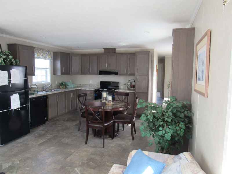 Lot 102 16' x 58' Lincoln Oneonta, NY Latham Homes